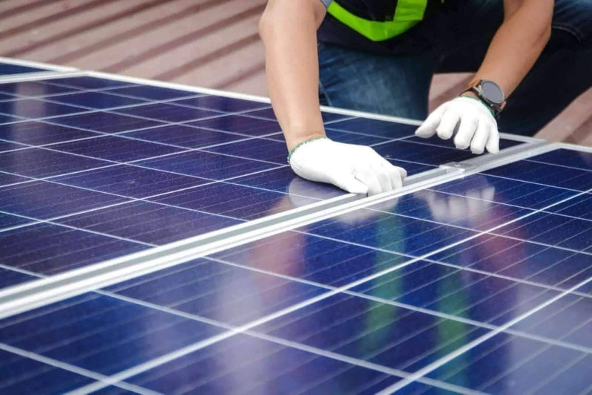 Energiber y lo que ofrece su kit solar autoconsumo