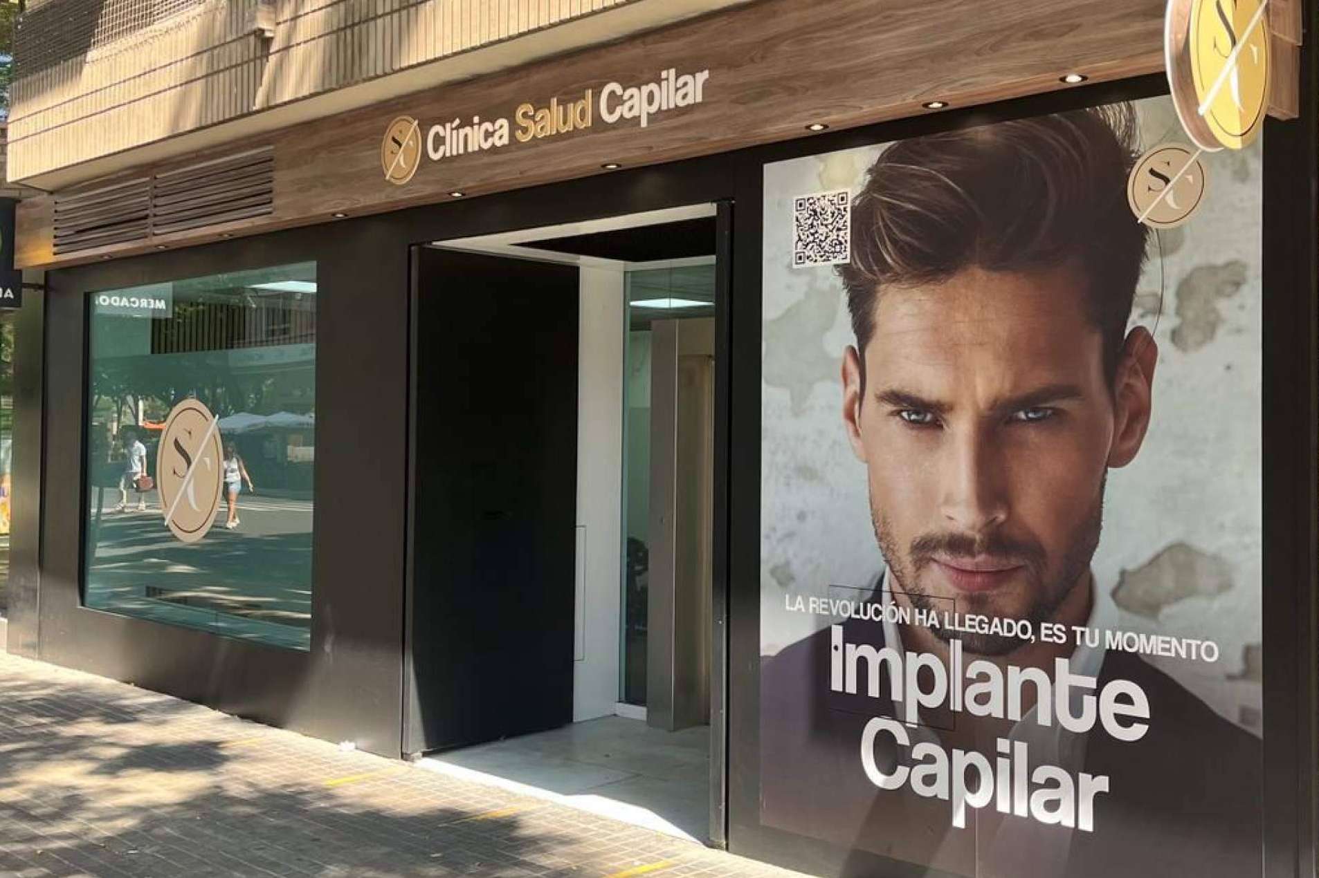 Clínica Salud Capilar cuenta con profesionales expertos en implante capilar en Valencia