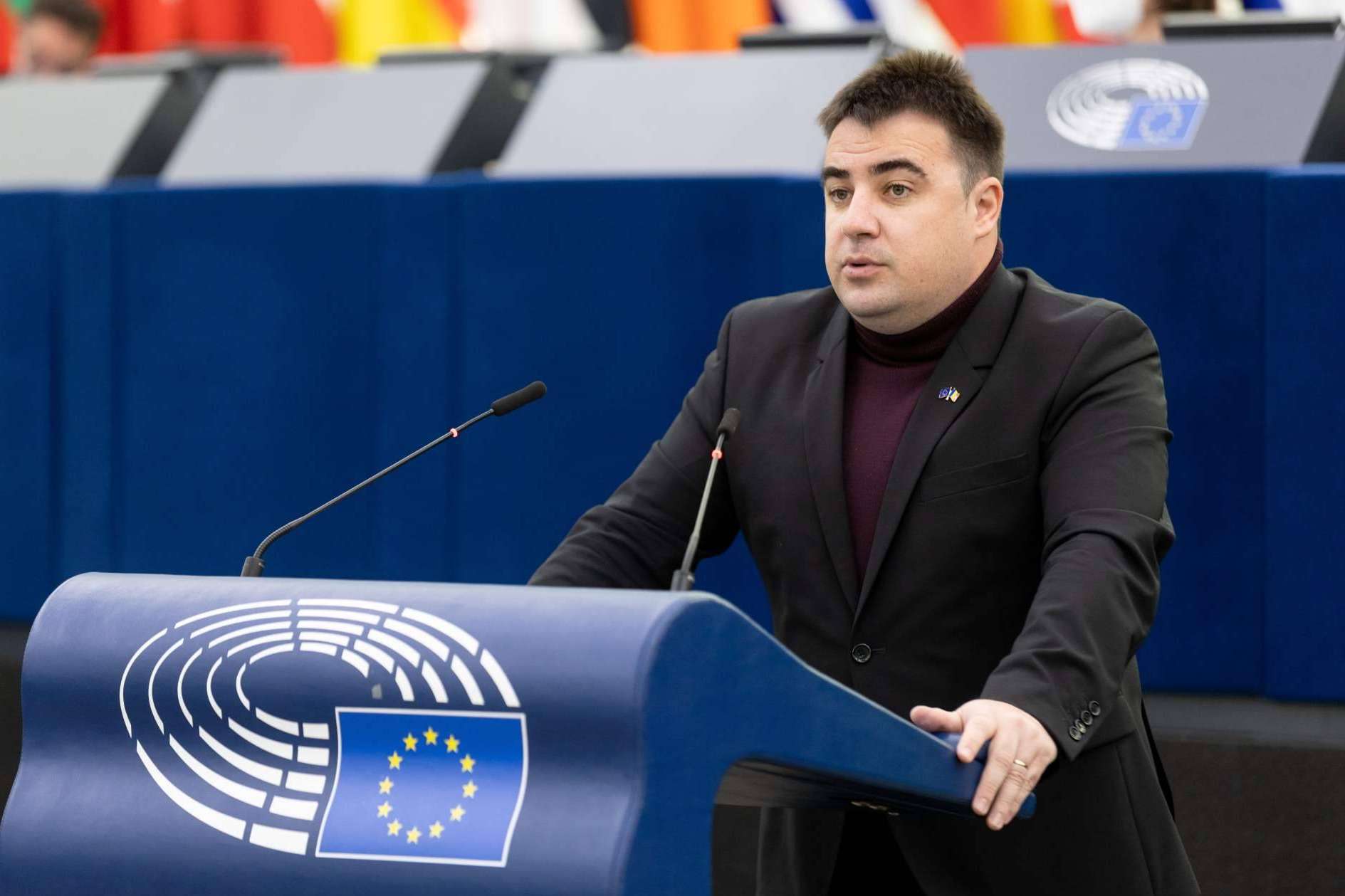 Vlad Botos apoya la doble nacionalidad desde el Parlamento Europeo