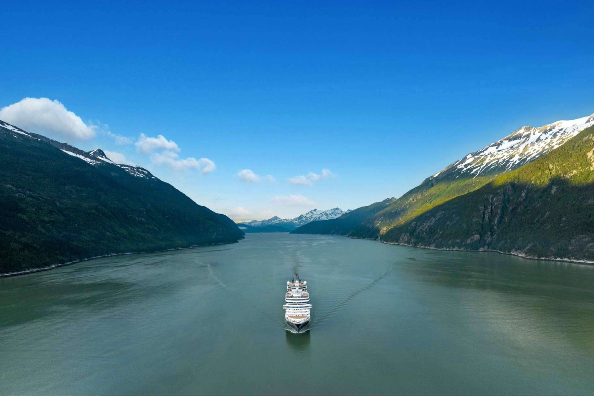 Los mejores viajes para 2024 en un crucero premium con guía en español