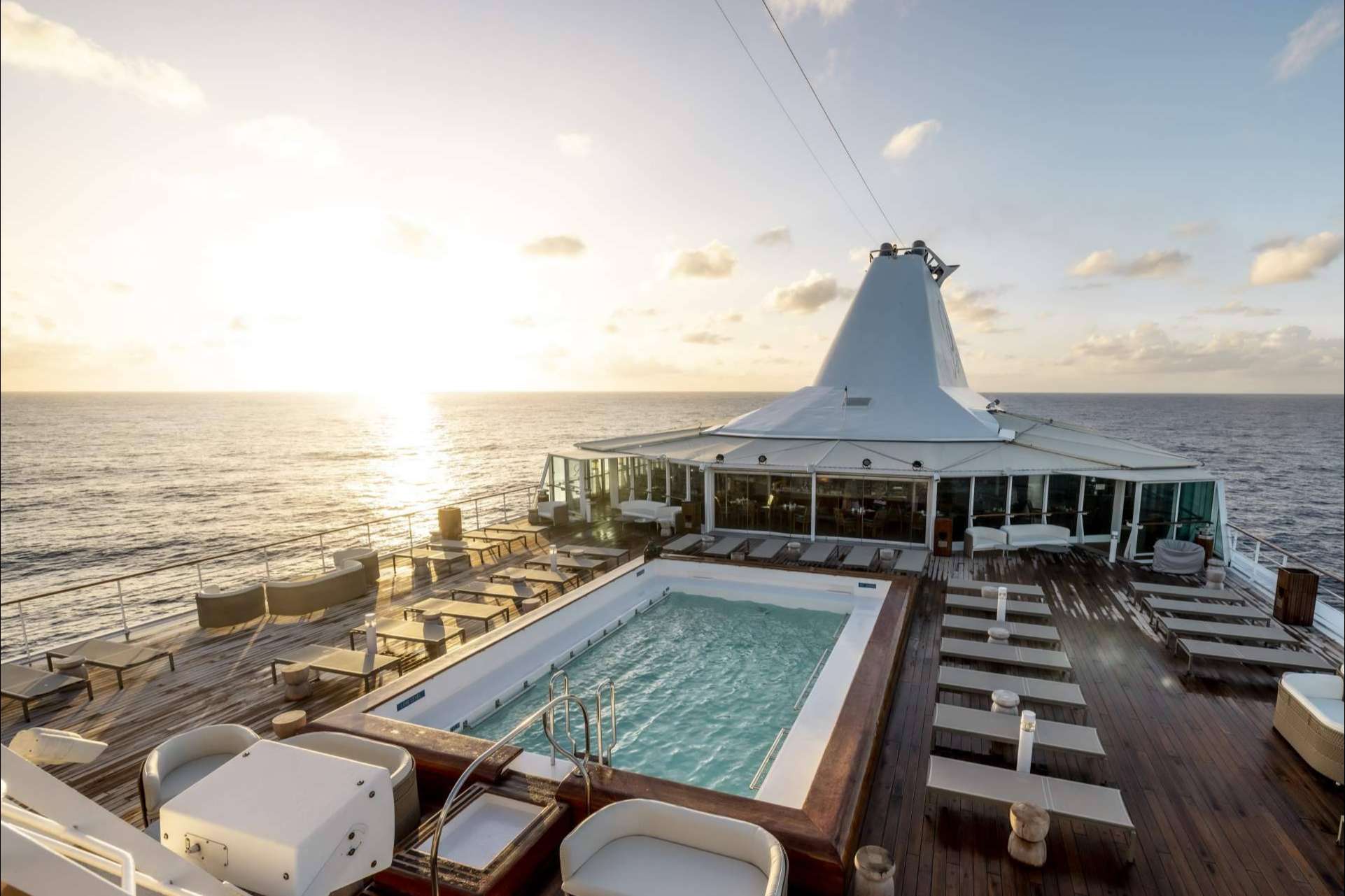 Paul Gauguin Cruises, un crucero único por el paraíso de la Polinesia Francesa