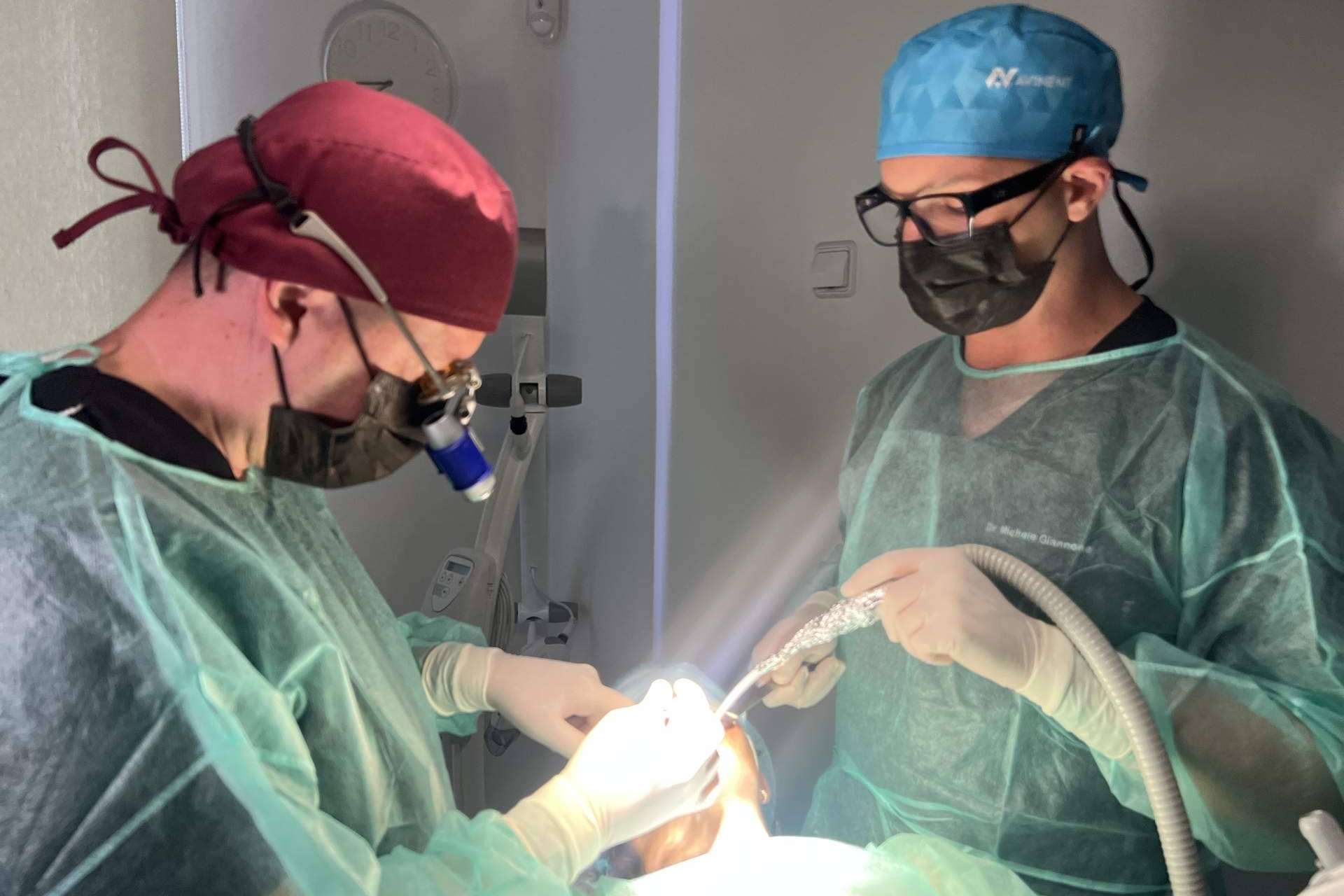 Puerta de Alcalá Clínica Dental es una de las referentes en el tratamiento de casos complejos