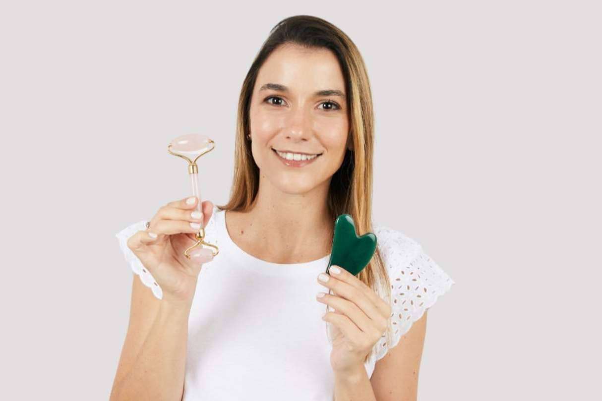 ¿Cómo reducir hinchazón facial, arrugas y flacidez con yoga facial?