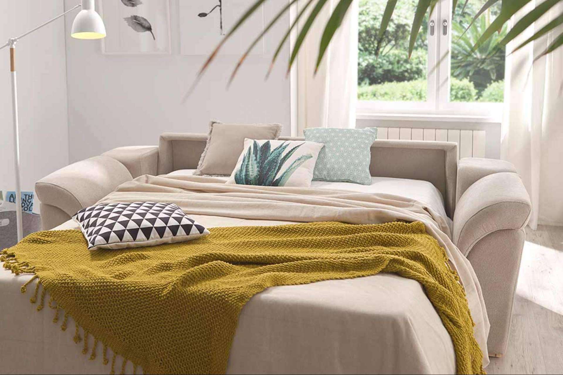 Claves para escoger un sofá cama sin equivocarse, con Tapizados Hernández