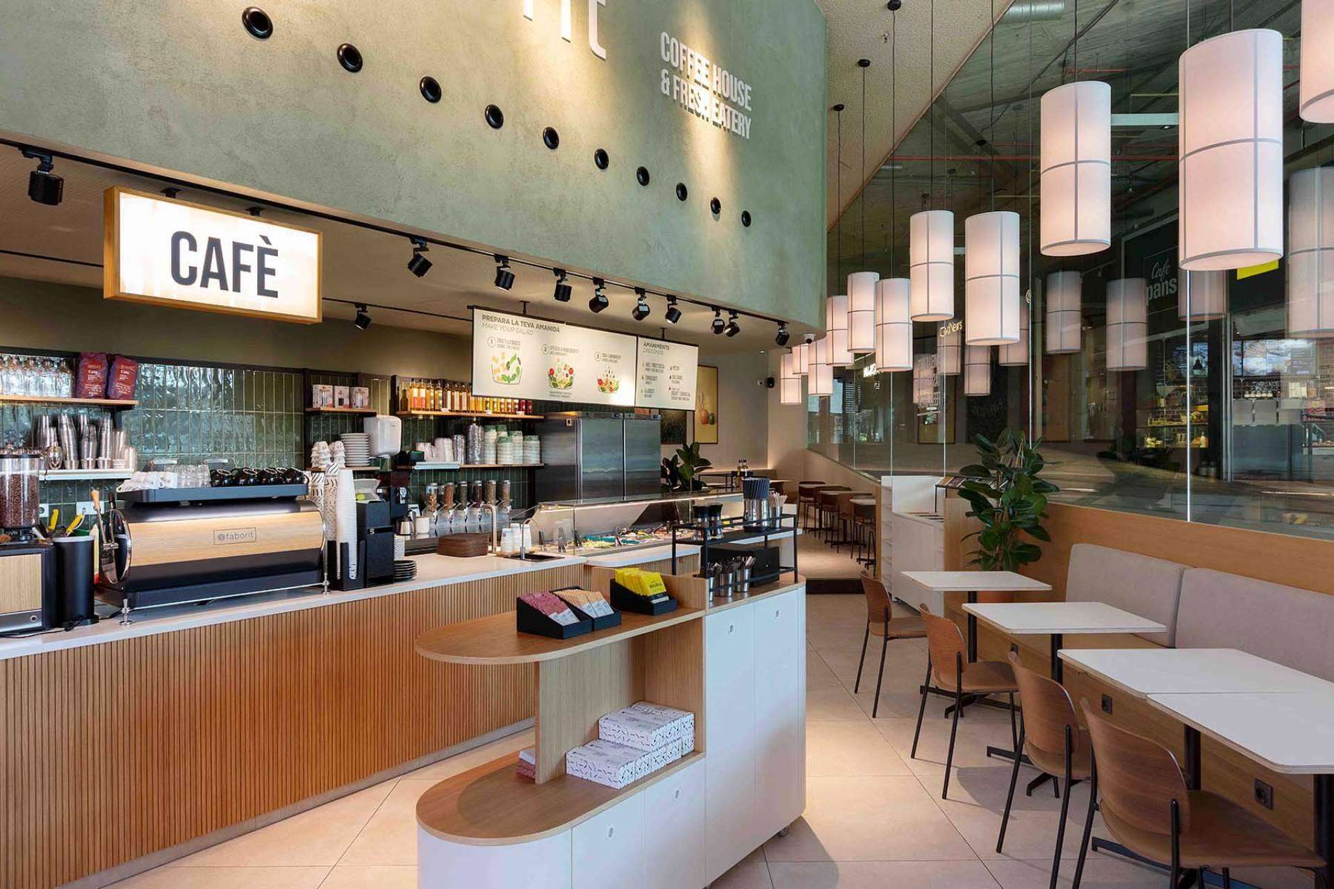 Interiorismo de bares y cafeterías con INDAStudio