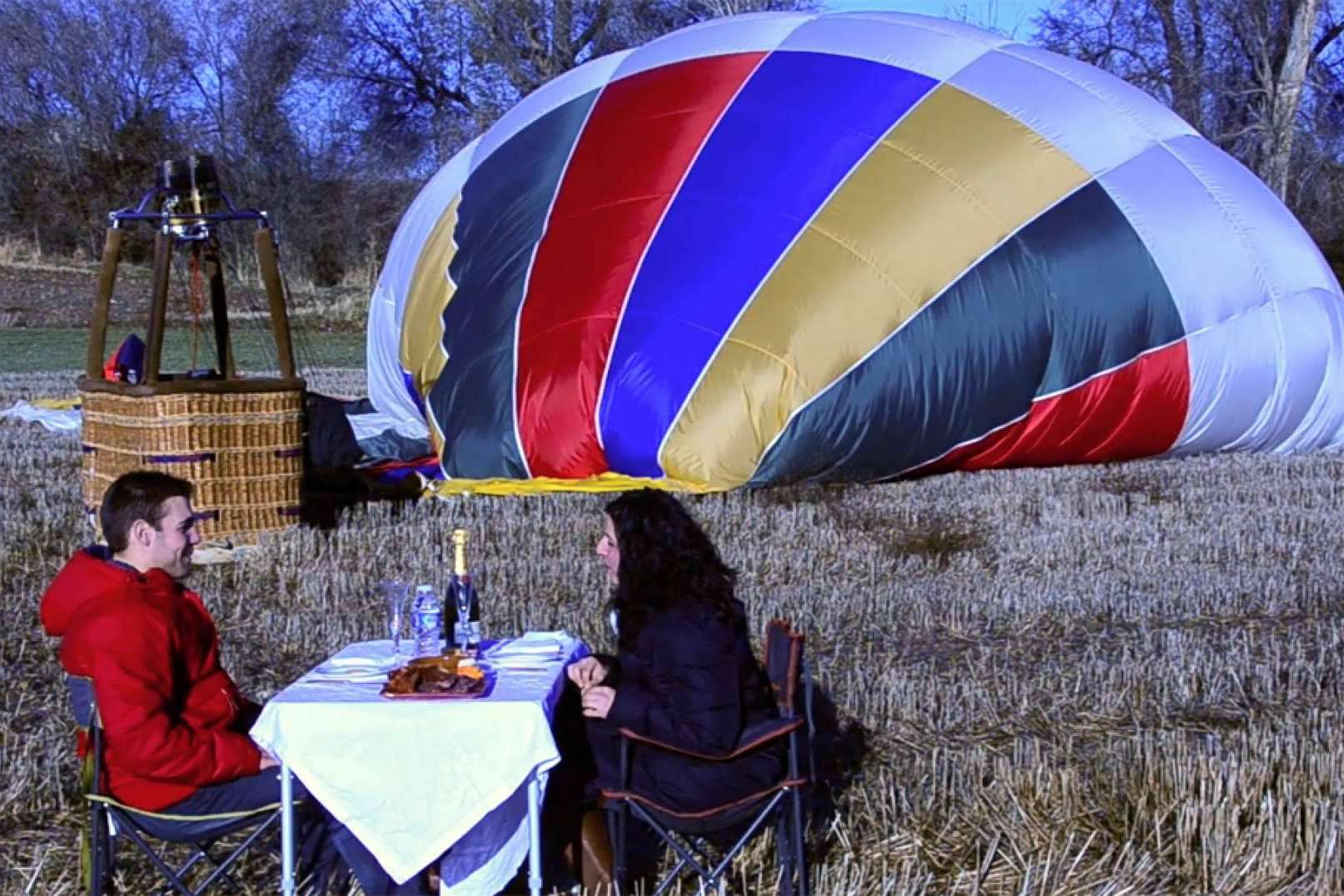 Aventureros de todas las edades pueden realizar un viaje en globo en primera clase de la mano de Viajar en globo