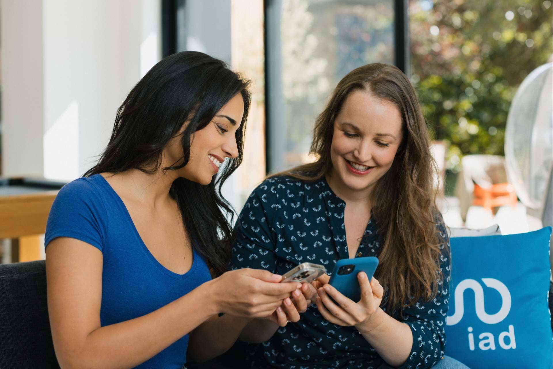 Una app que recompensa económicamente las recomendaciones inmobiliarias es Propertips by iad