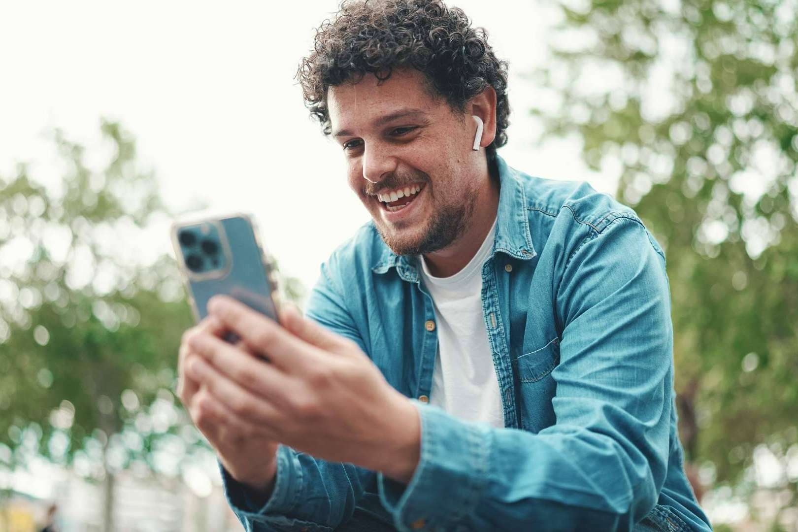 OROC Fibra y Móvil presenta su nueva tarifa OROC 75; 75 GB de datos y llamadas ilimitadas por 12 euros al mes