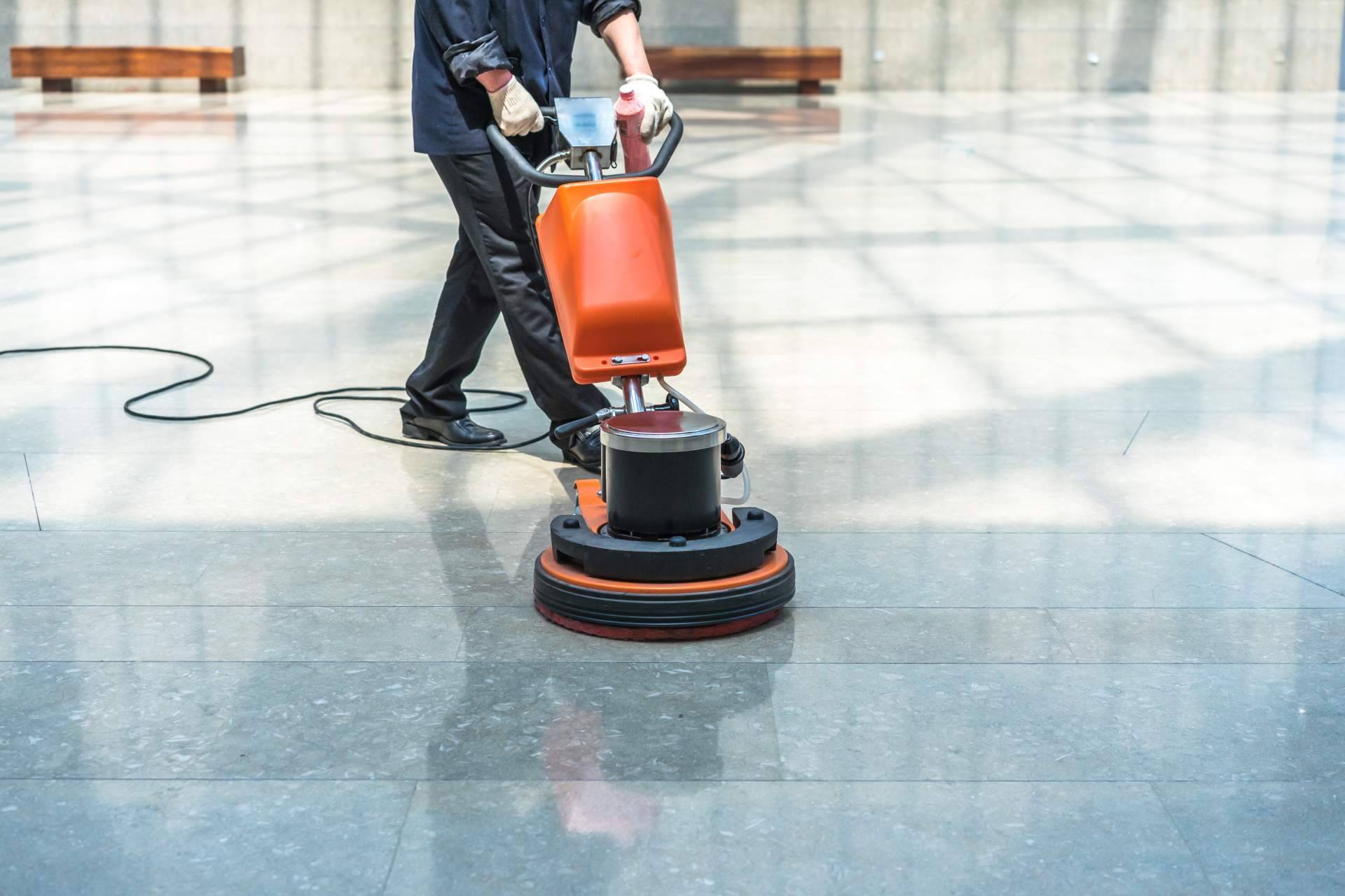Cómo escoger una empresa limpieza en Madrid, claves y consejos