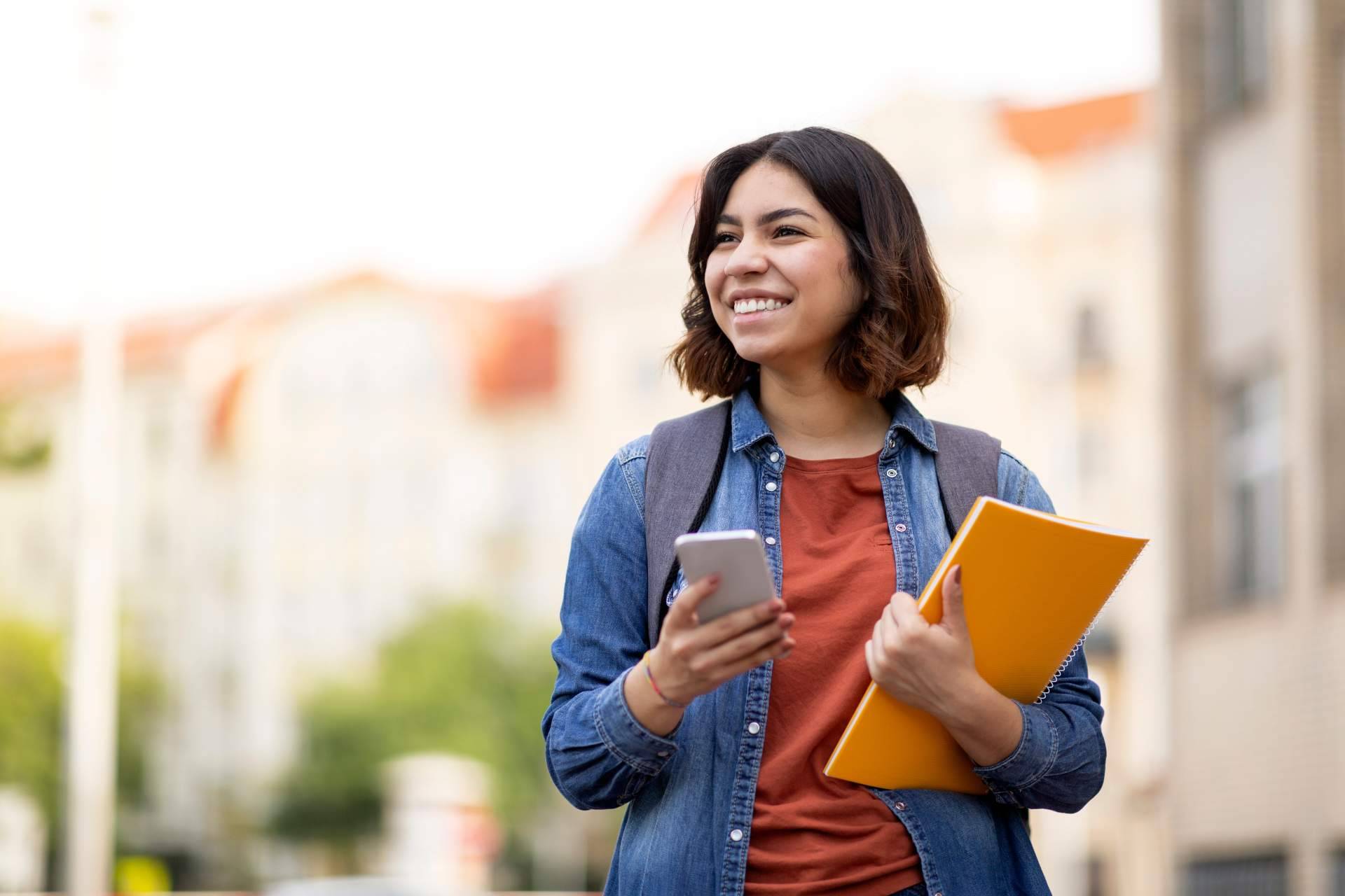 Programas educativos de arquitectura en colaboración con universidades