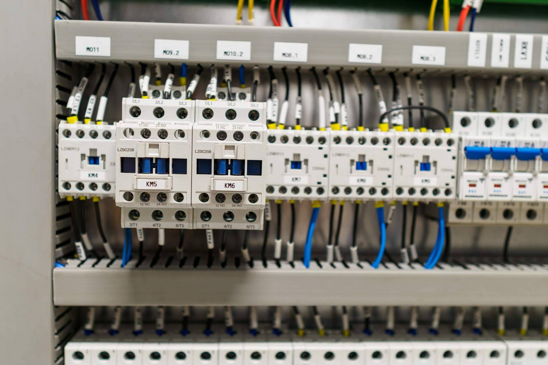 Precios competitivos de material eléctrico Schneider en Cadenza Electric