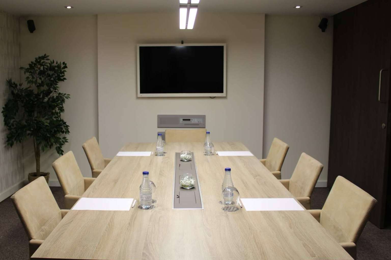 El centro de negocios Comfort Business Barcelona, experto en alquiler de despachos y salas de reunión