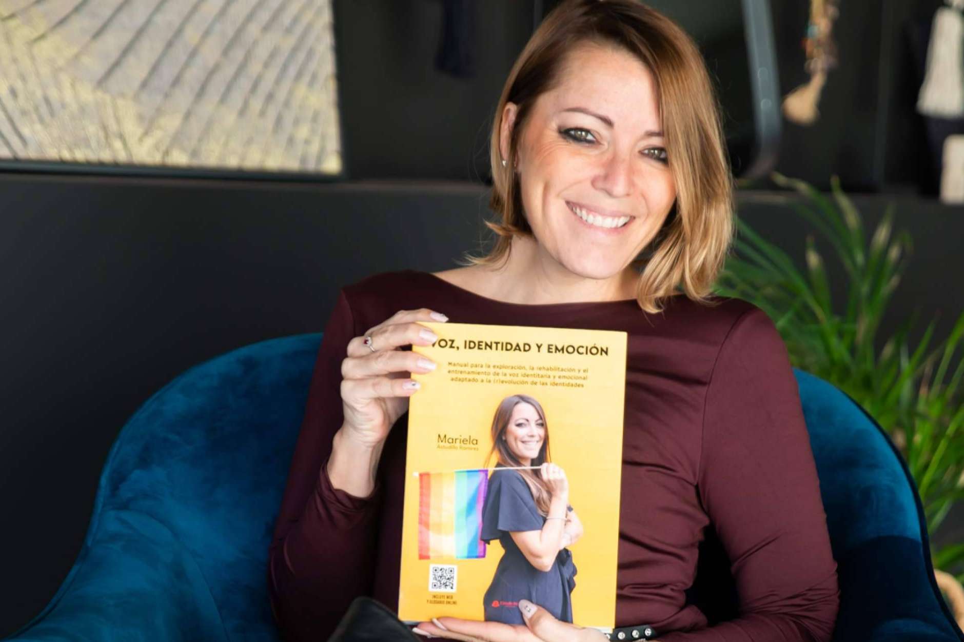 Mariela Astudillo ha publicado 'Voz, identidad y emoción', un libro sobre la feminización de la voz y voz identitaria