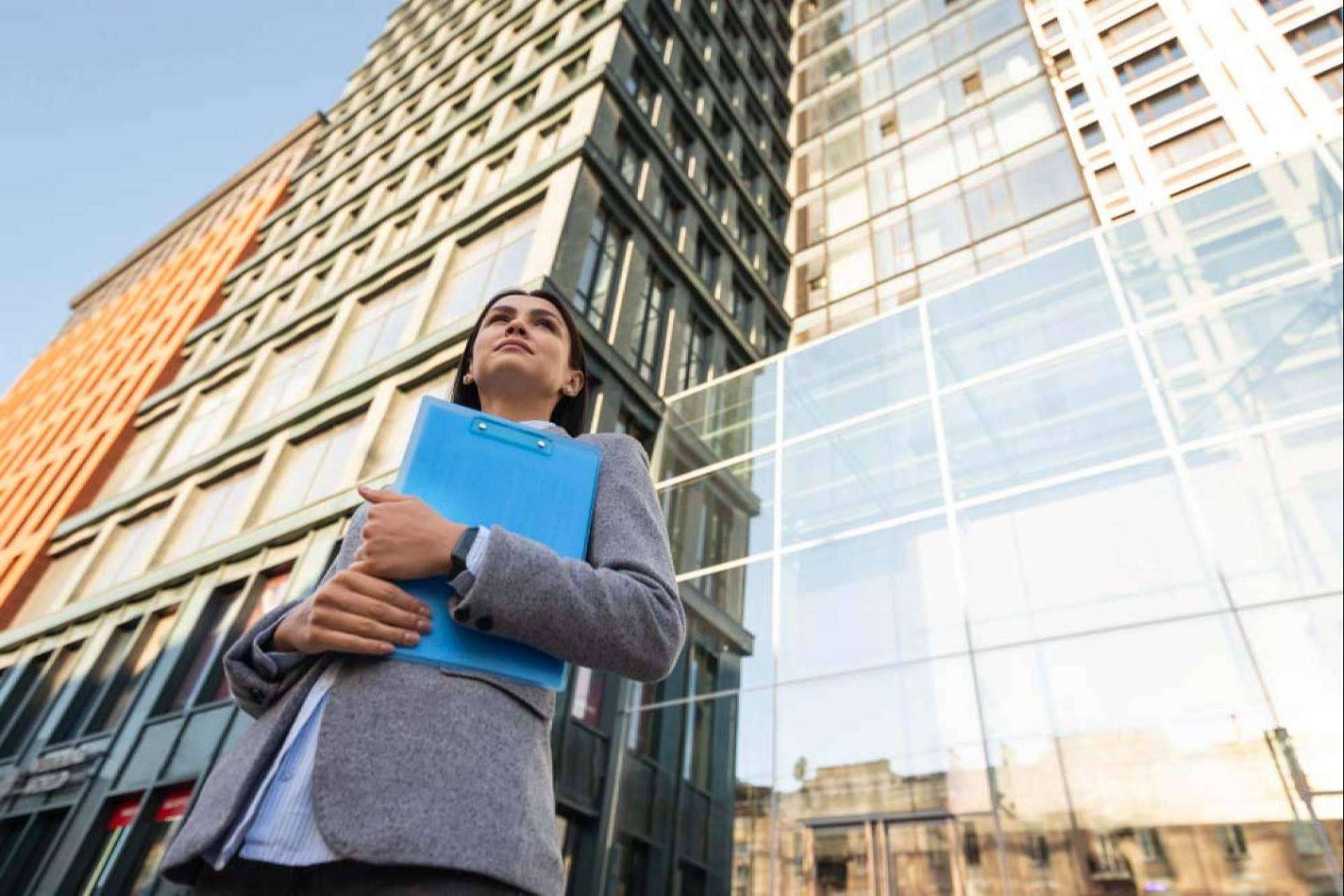 Proindiviso en herencia de un edificio, ¿qué hacer y cómo evitar problemas?