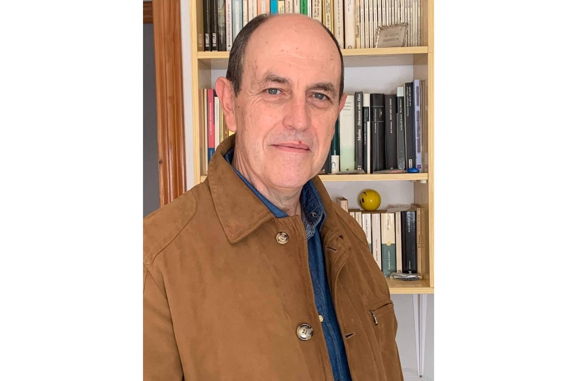 ‘Por los senderos de tu olvido’, el nuevo libro de Julián Mª Cano Villanueva con el cual mantiene la intriga