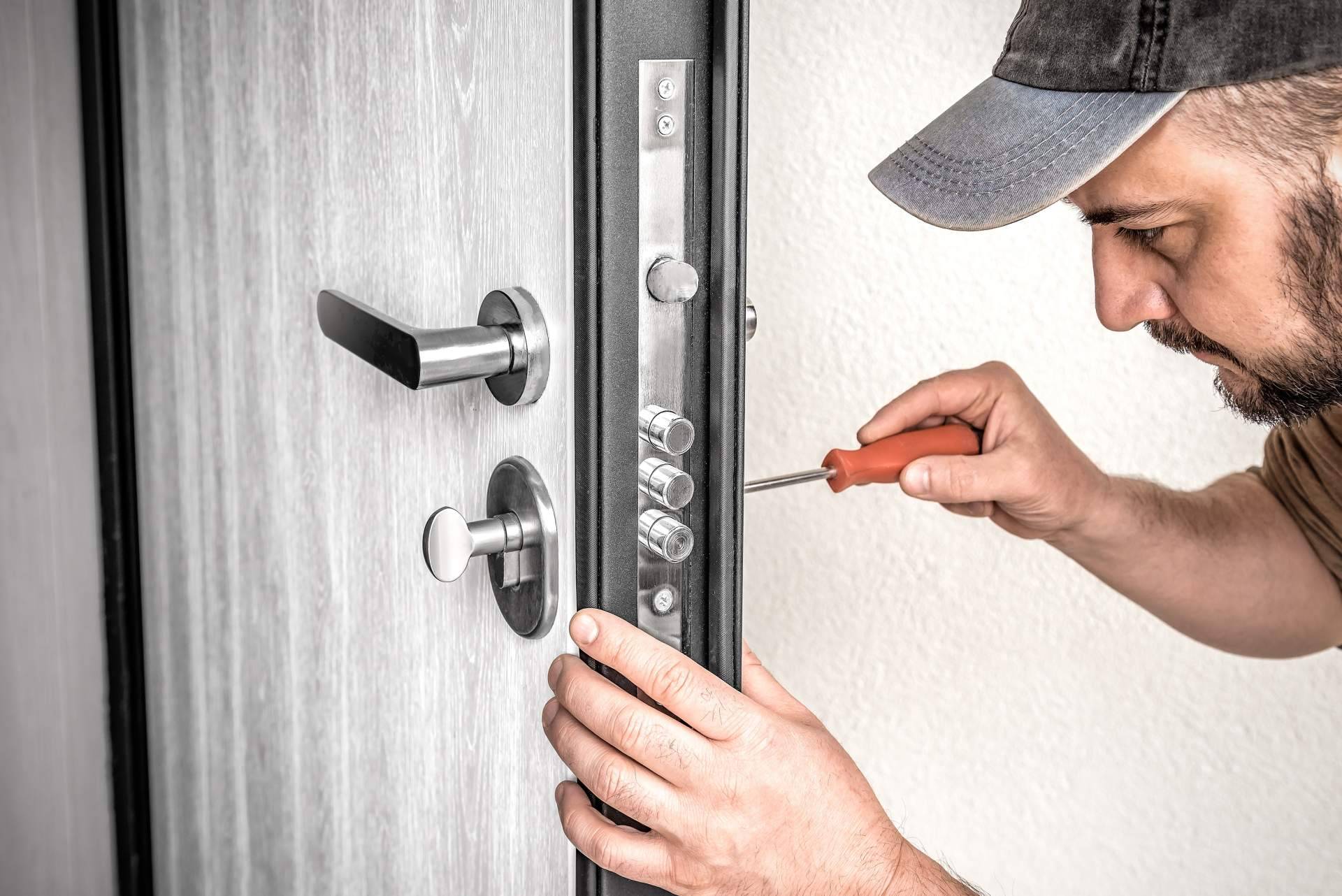 Urgencias Cerrajeros, disponibles las 24 horas del día para cualquier emergencia en el barrio de Aravaca, Madrid