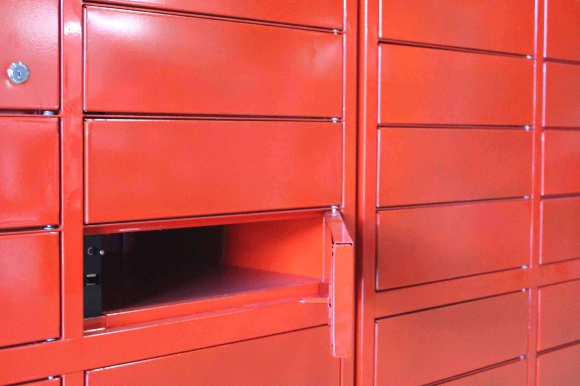 Constructores y desarrolladores se adhieren a la nueva tendencia de lockers inteligentes para paquetería en edificios