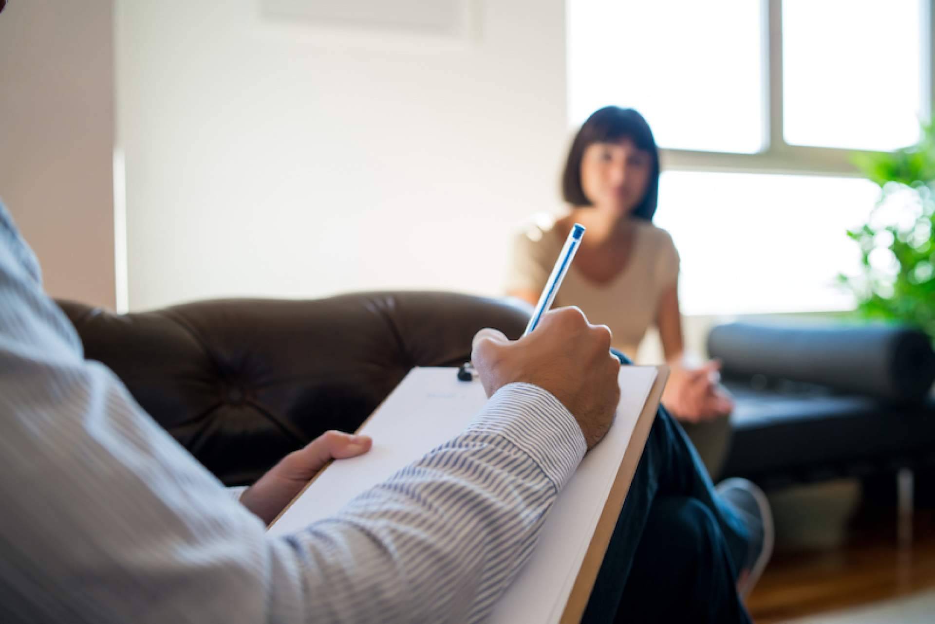 ¿Cómo elegir a un buen psicólogo? Según Contigo Psicología