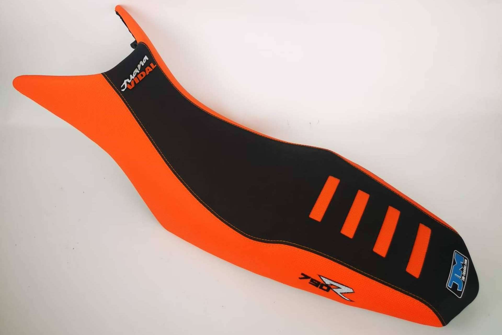 Fundas para asientos de motos para motocross donde destaca el buen gusto