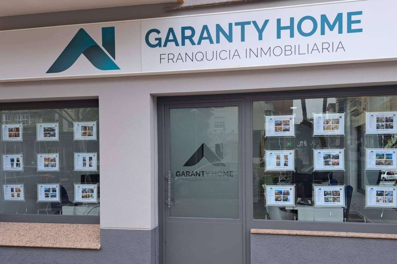Formación y el acompañamiento al franquiciado en todo el proceso de negociación, con Garanty Home