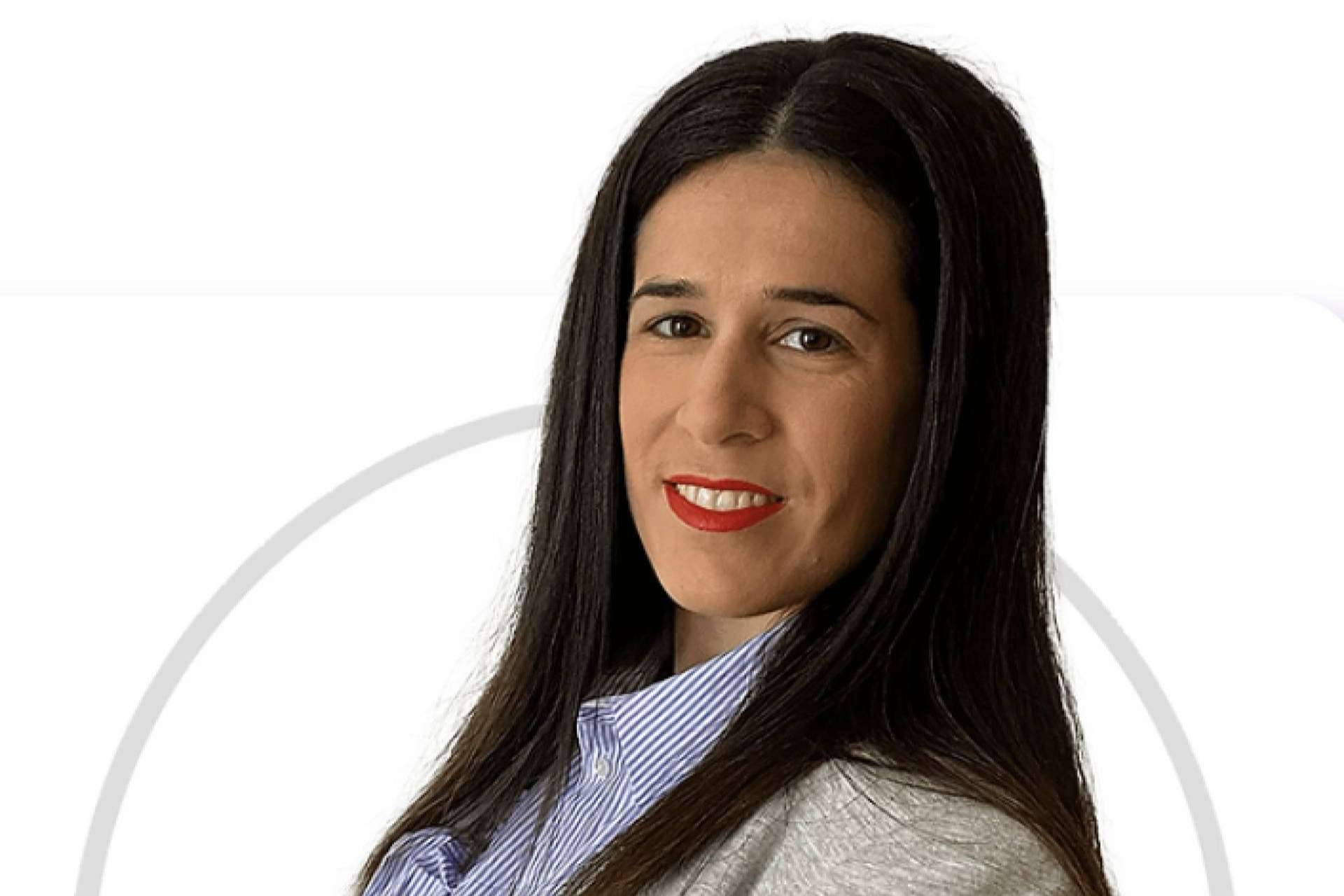 Una de las mejores opciones para preparar la oposición de Lengua y Literatura; Zaida López y Opospills