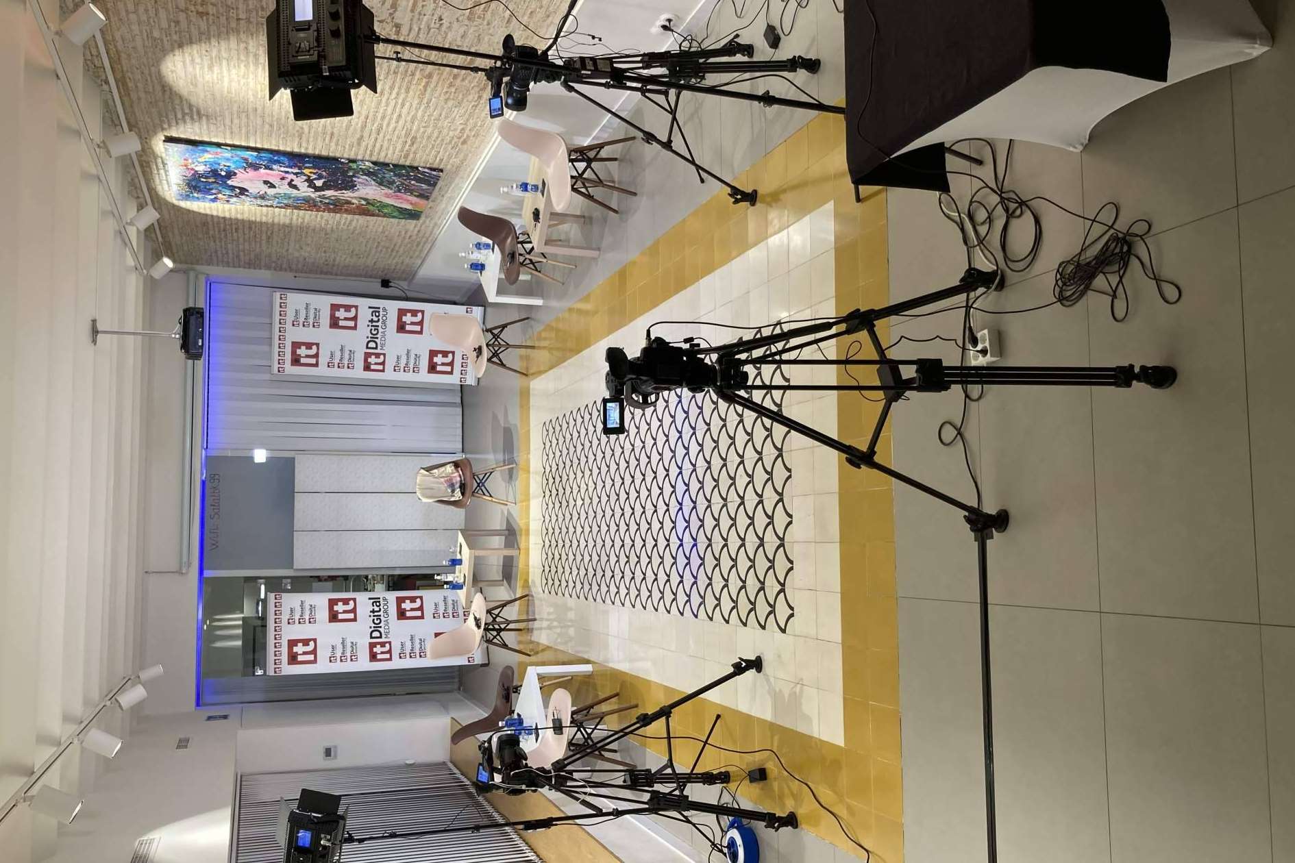 ¿Dónde encontrar una sala ideal para conferencias y ruedas de prensa en el corazón de Madrid?