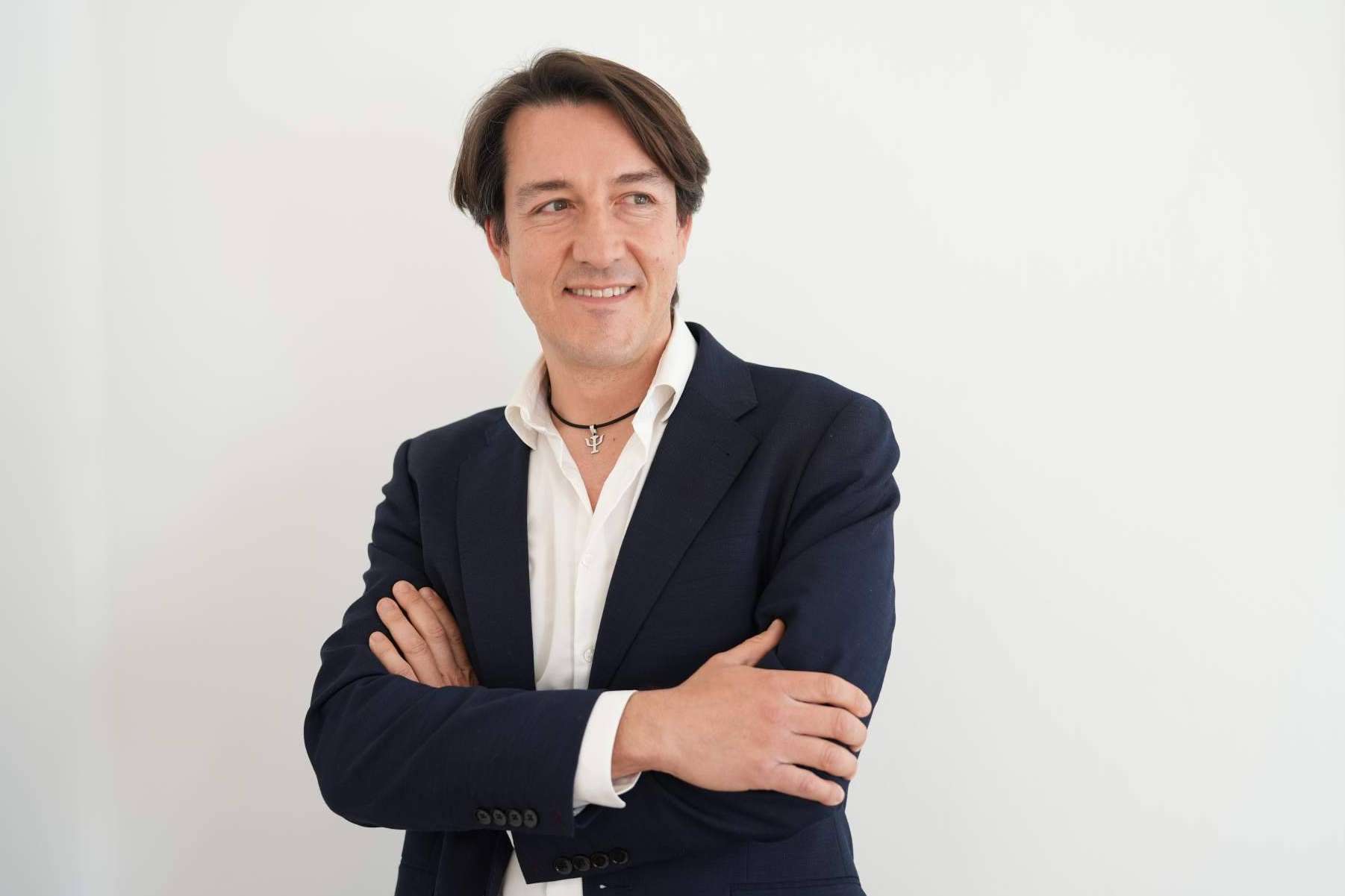 ¿Cómo se cambia la actitud de otra persona?
