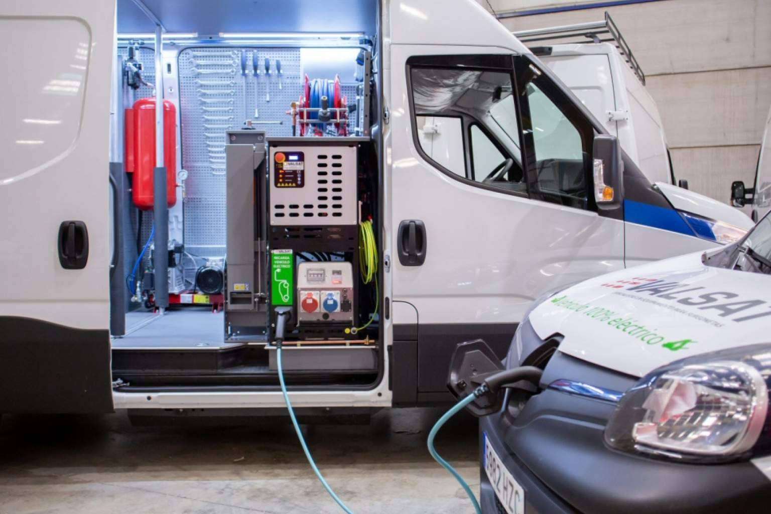 Valsat es una empresa especializada en equipamientos a medida de furgonetas y vehículos