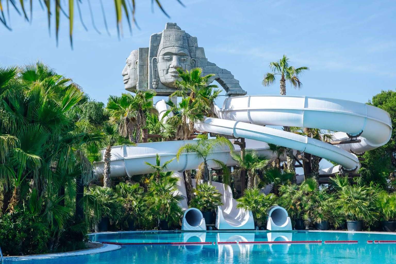 Disfrutar de las vacaciones en mayo y junio con Alannia Resorts