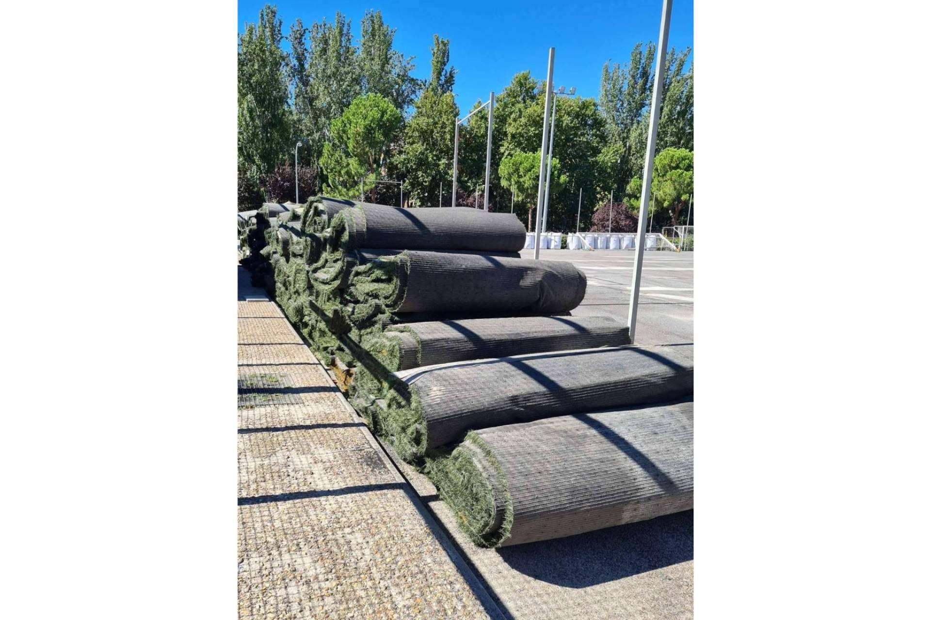 Servicio de desmontaje y venta de CESREFUT para una segunda vida al césped campo de fútbol