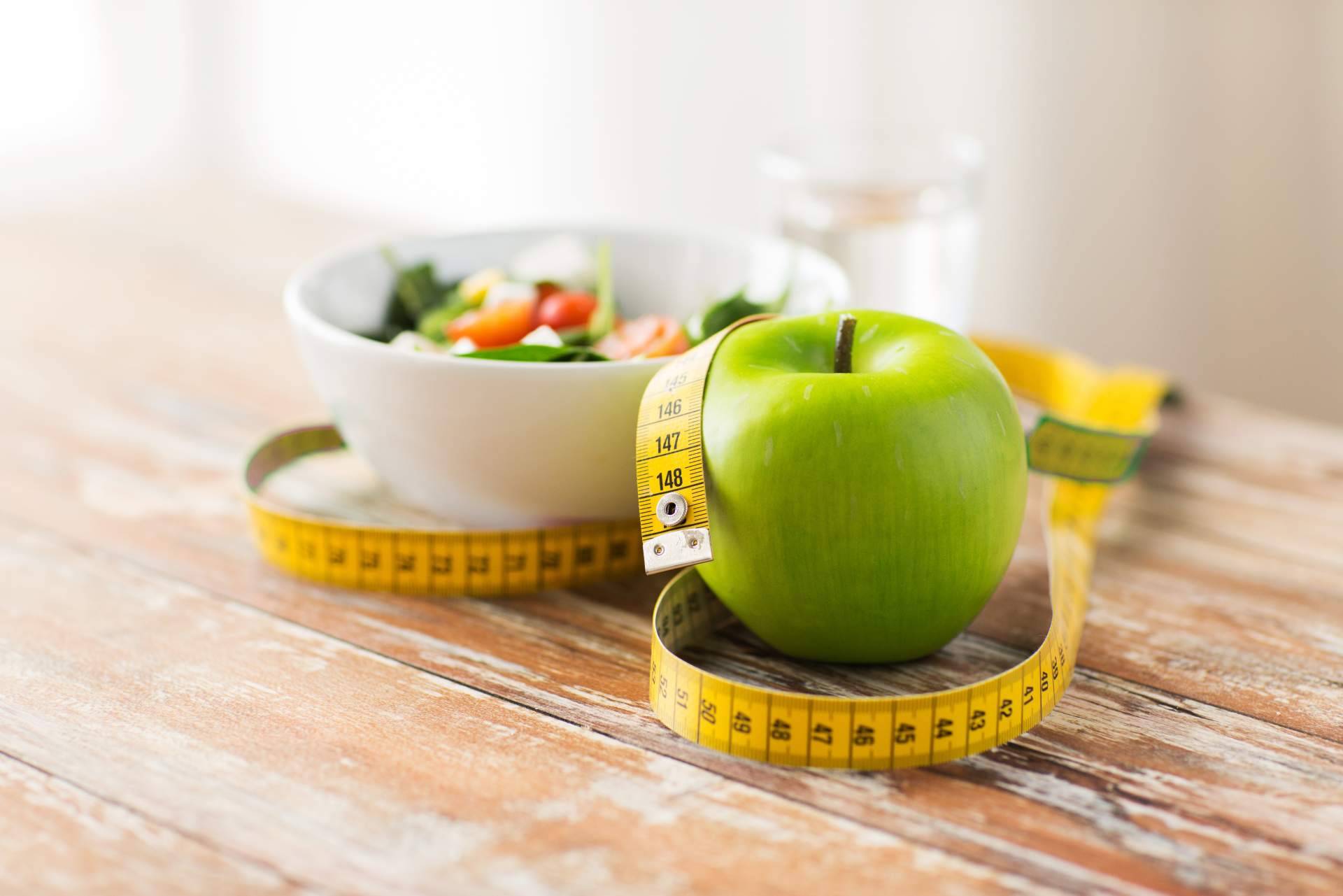 Los profesionales de la Clínica Dra. Teresa Aparicio elaboran un plan de nutrición personalizado