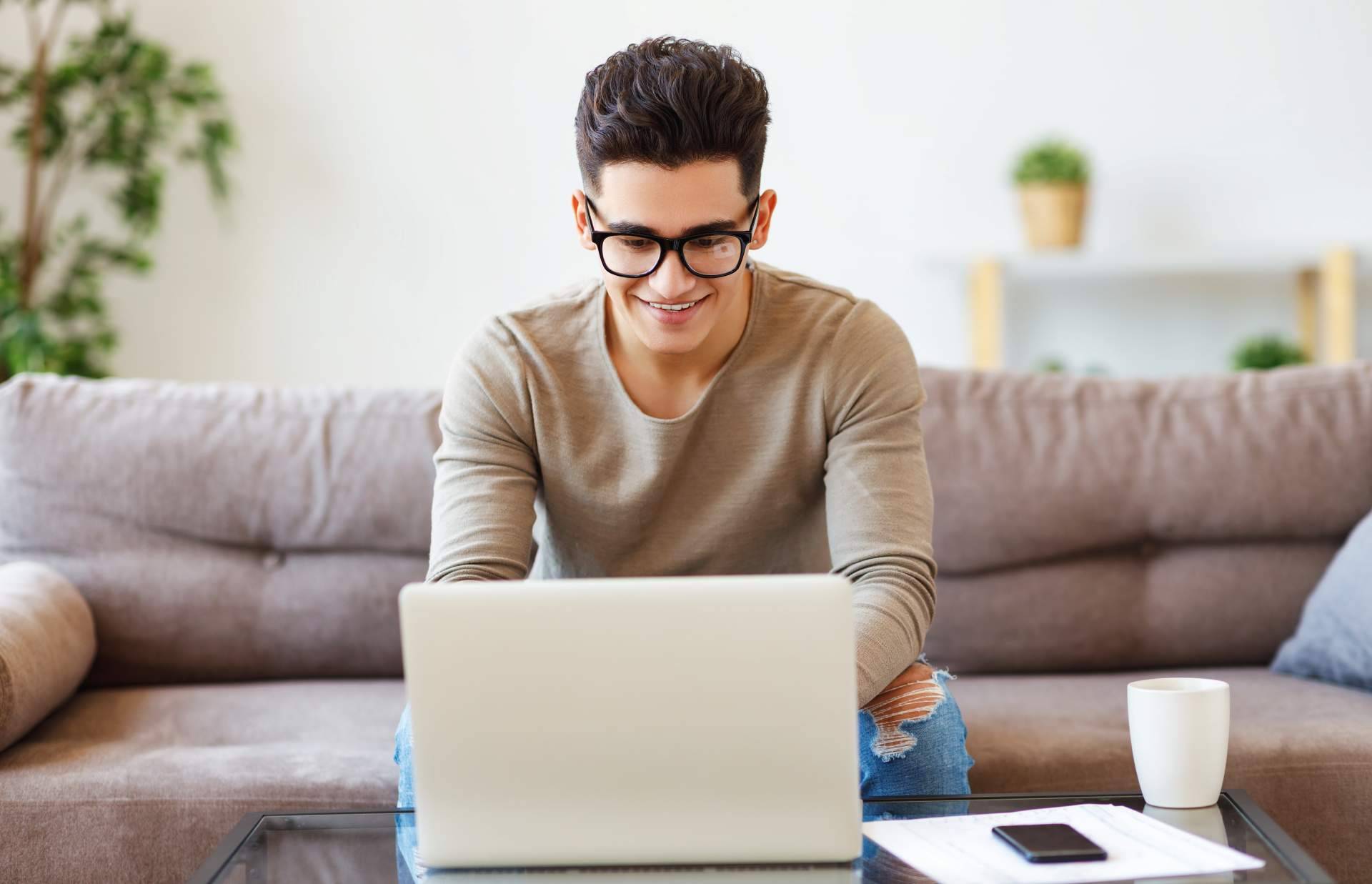 Anticipar la búsqueda de pisos de alquiler para estudiantes con LIVE4LIFE