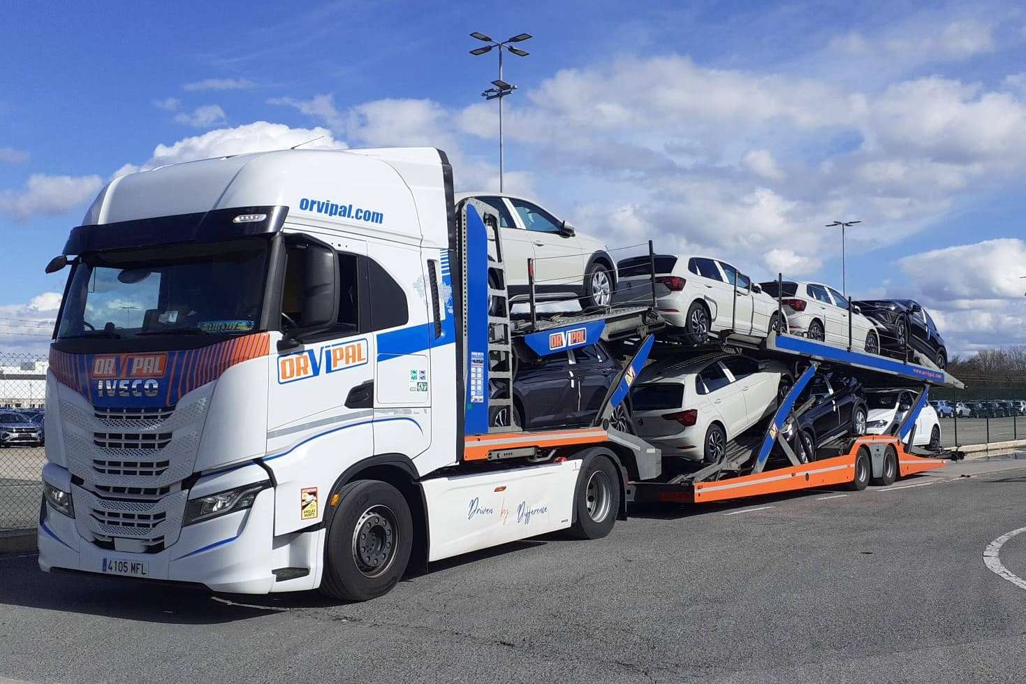 Orvipal es un aliado estratégico para el transporte y la logística de los grandes fabricantes de vehículos