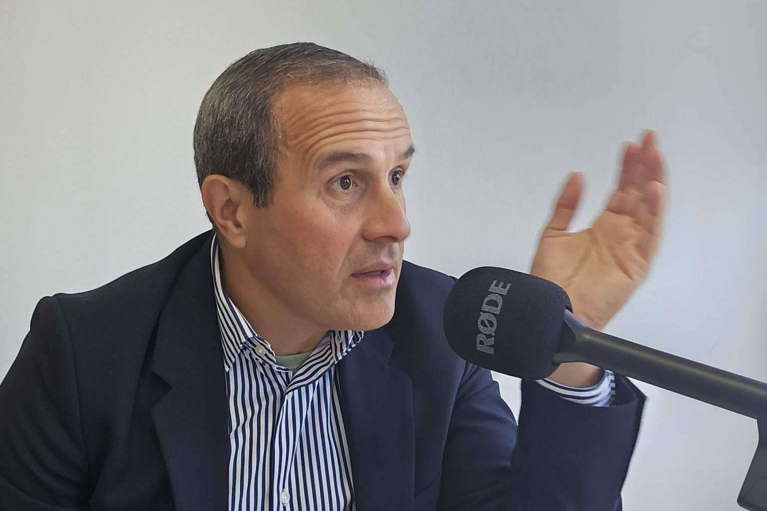 ¿Cómo encontrar alojamiento y alquiler en Madrid? Douglas Rafael Fonseca tiene la respuesta