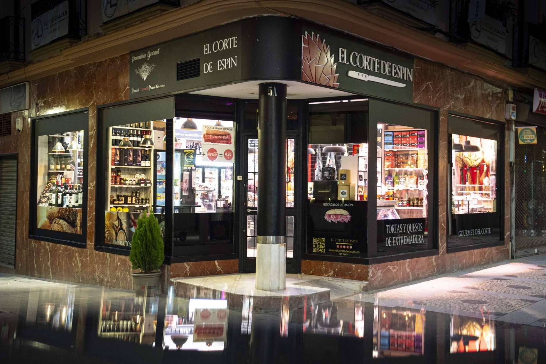 El Corte de Espín ofrece una experiencia culinaria completa en la comercialización del jamón ibérico