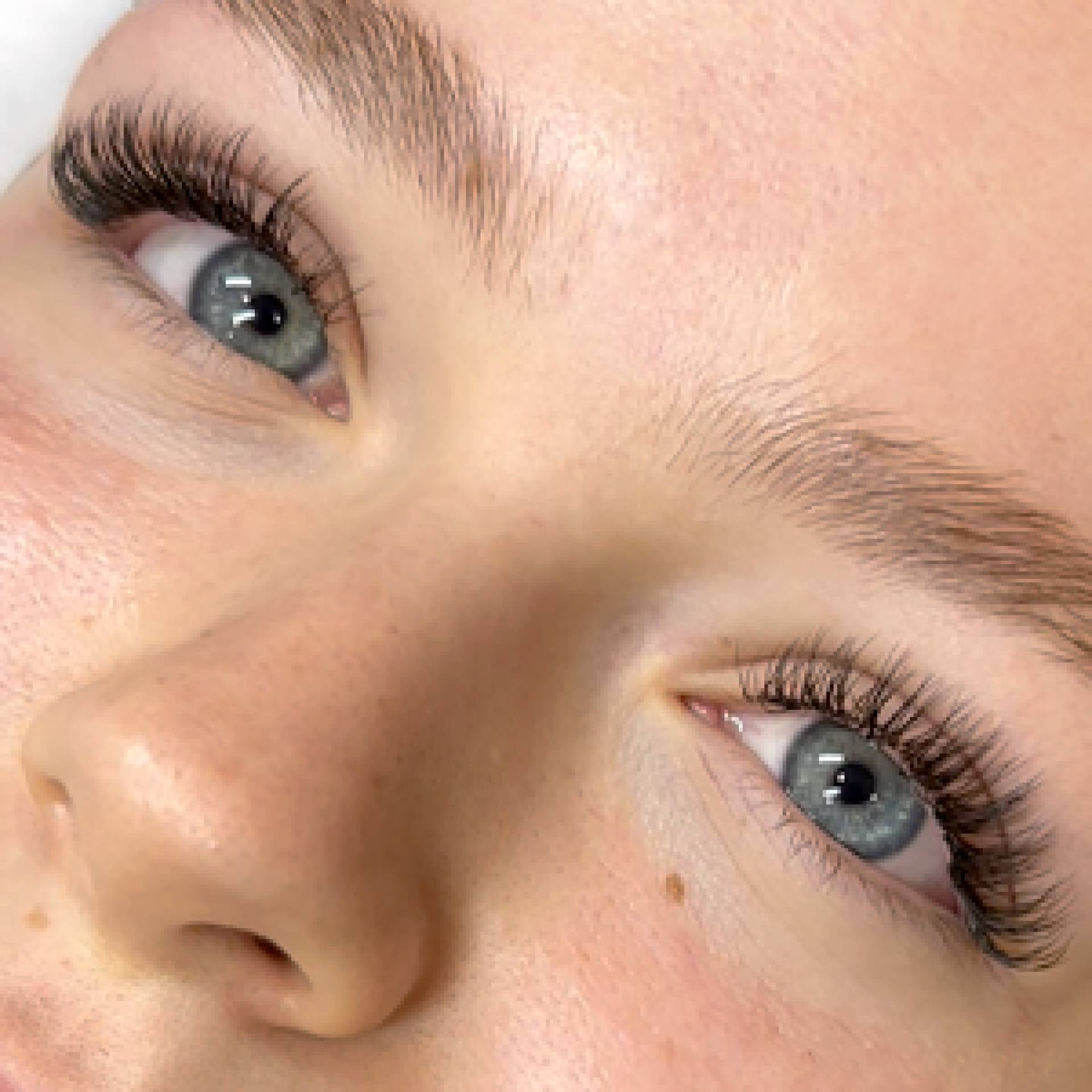 Lashes & Go, franquicias dedicadas a las extensiones de pestañas