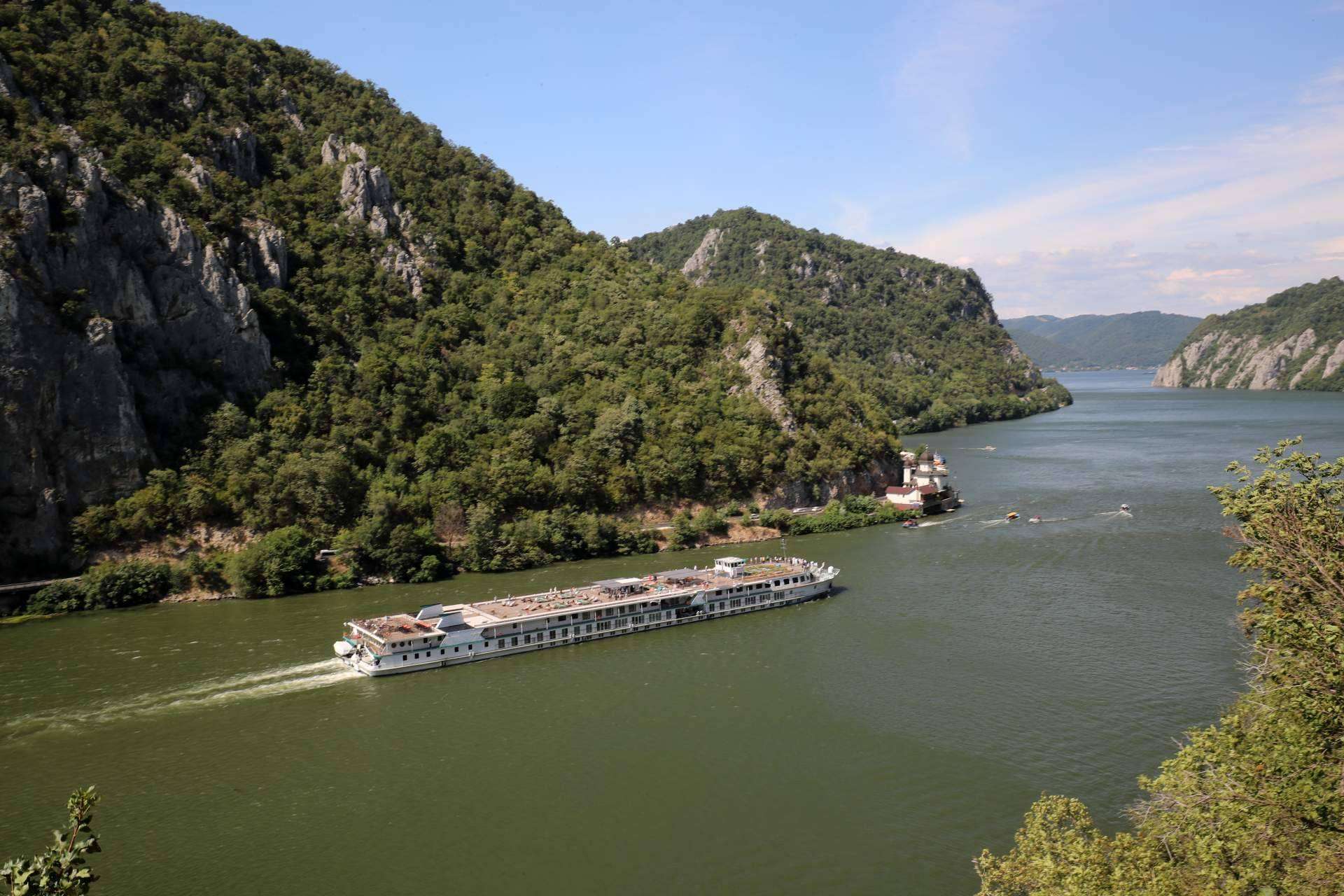 Explorar los ríos de Europa con la elegancia de Riverside Luxury Cruises