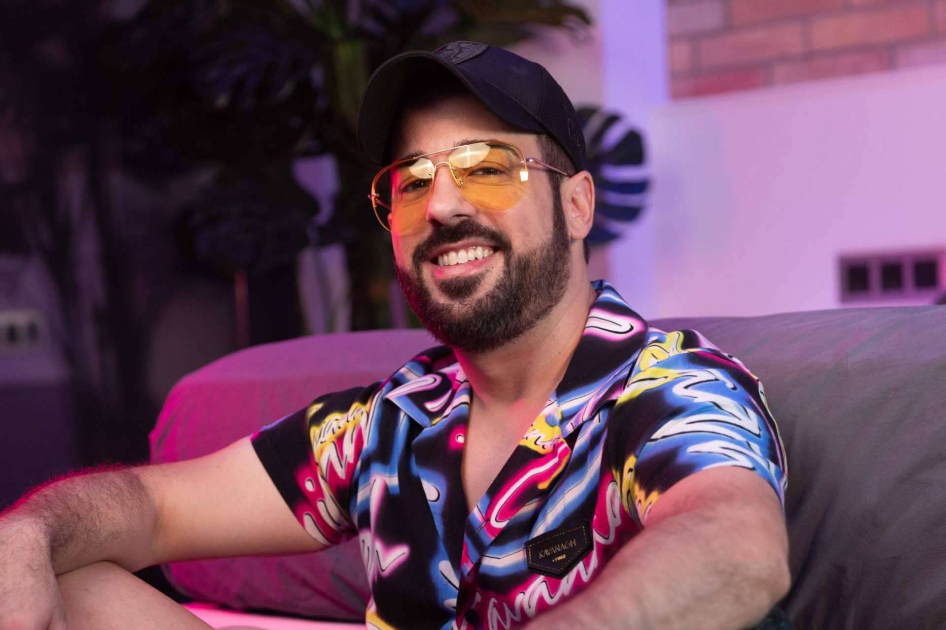 La escuela de Bachata y Salsa de Txiki Bastida, famosa por su metodología