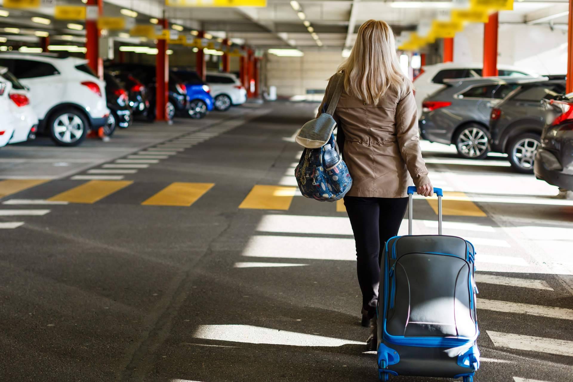 Servicio de parking seguro para viajar desde el aeropuerto de Alicante