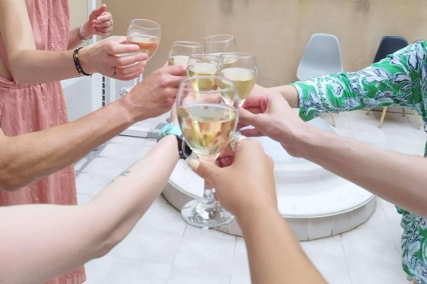 Art&Wine, una experiencia de ocio que incluye arte, vino y música en directo