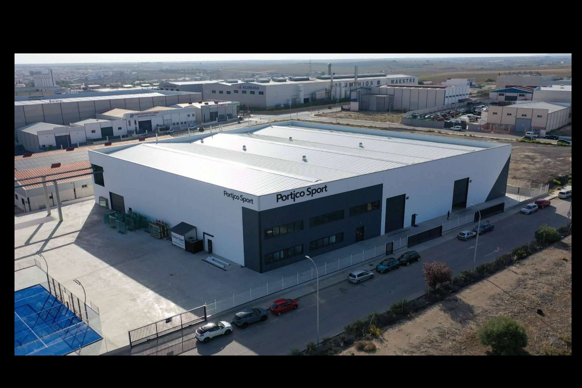 Portico Sport; pistas de pádel con diseño y fabricación propios