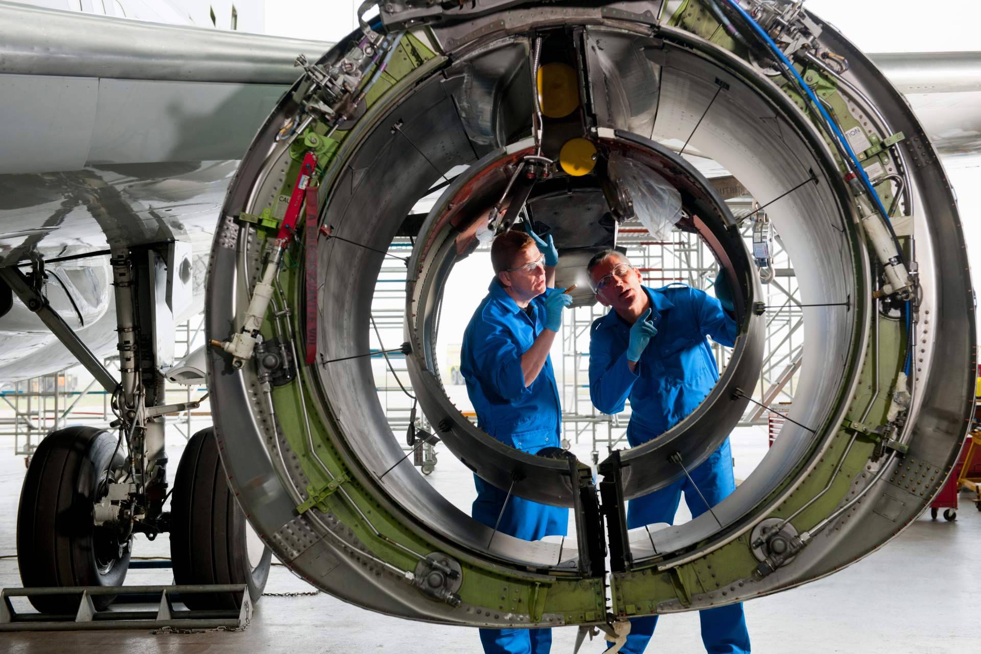 Especialización en prevención de riesgos laborales con ISEB