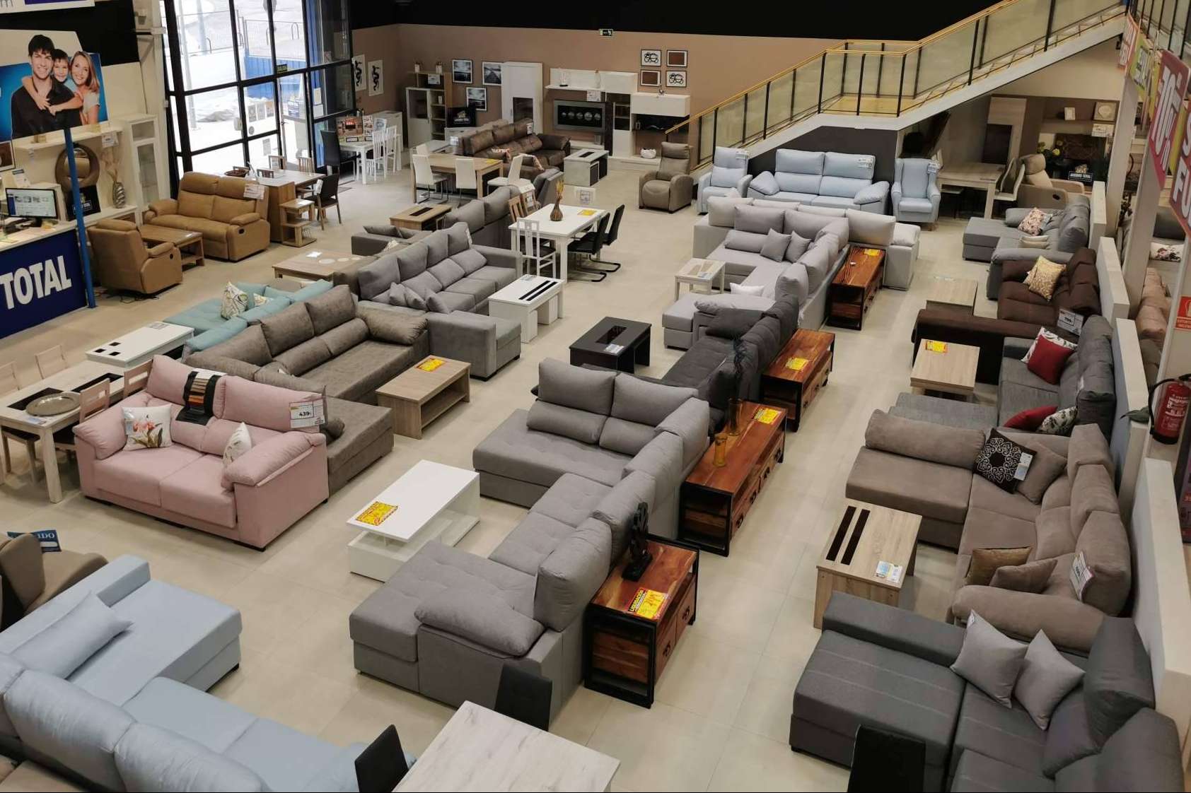 Oportunidad para adquirir muebles a precios rebajados, con el Black Friday muebles de Ahorro Total