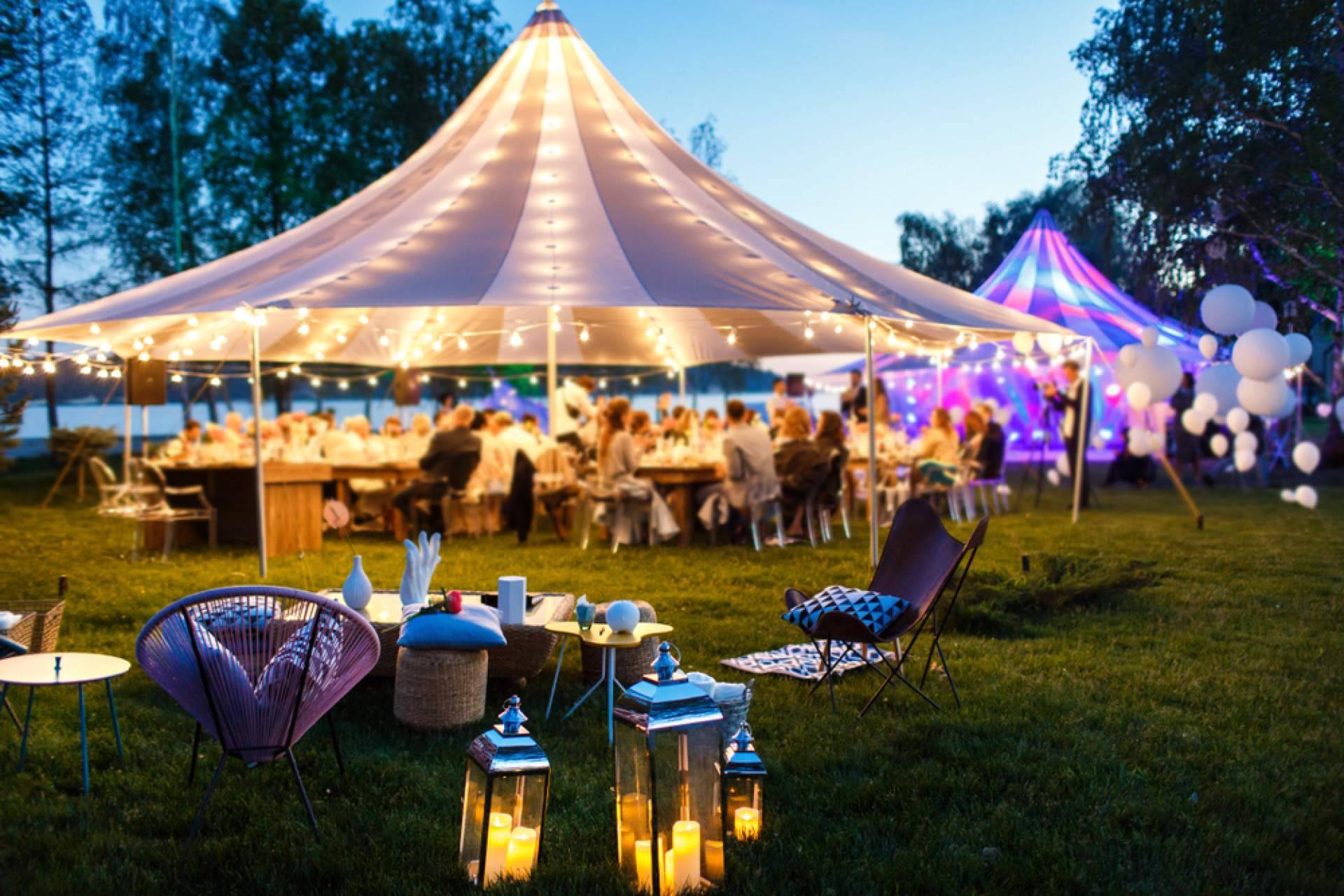 Lago Empedrado, soluciones completas para eventos únicos con mobiliario e infraestructuras de calidad