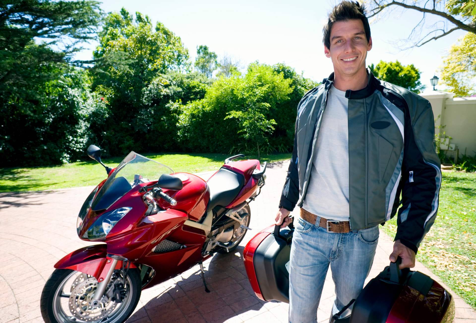 Cómo obtener el carnet de moto en Madrid; La guía para facilitar el aprobado