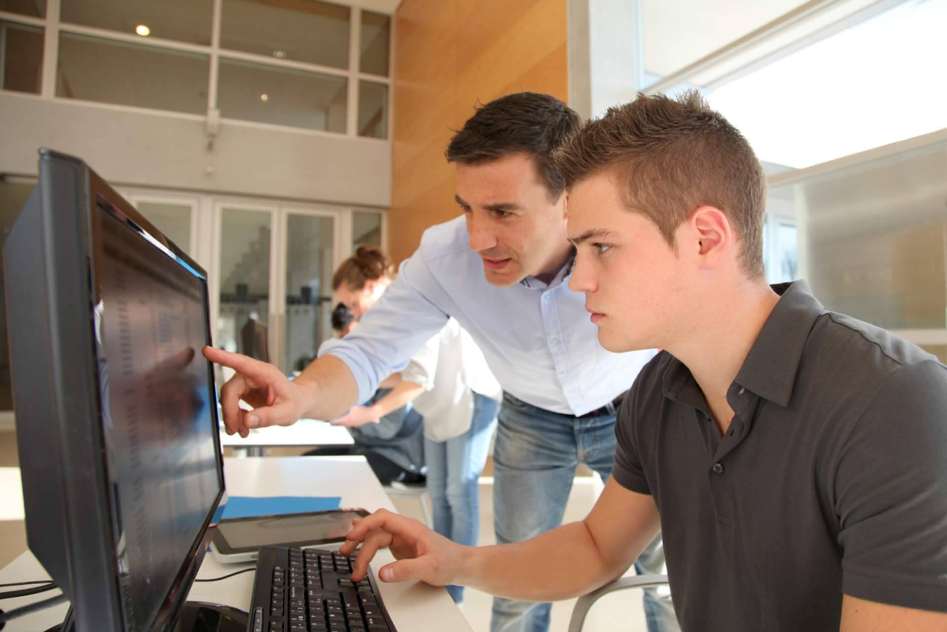 El futuro del empleo, habilidades críticas y formación como clave del éxito en 2025
