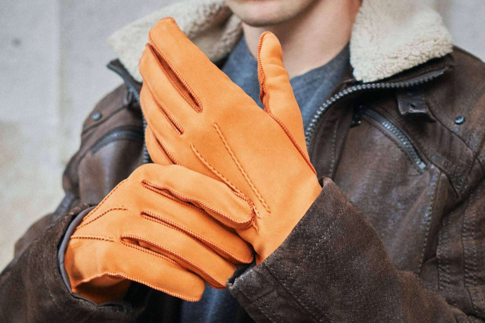 Santacana lanza su nueva colección de guantes de piel para la temporada otoño-invierno