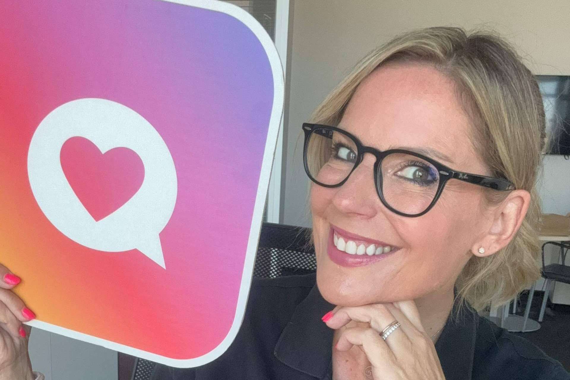 De la mano de Júlia Parés nombrada líder 2024 en Marketing Digital Disruptivo
