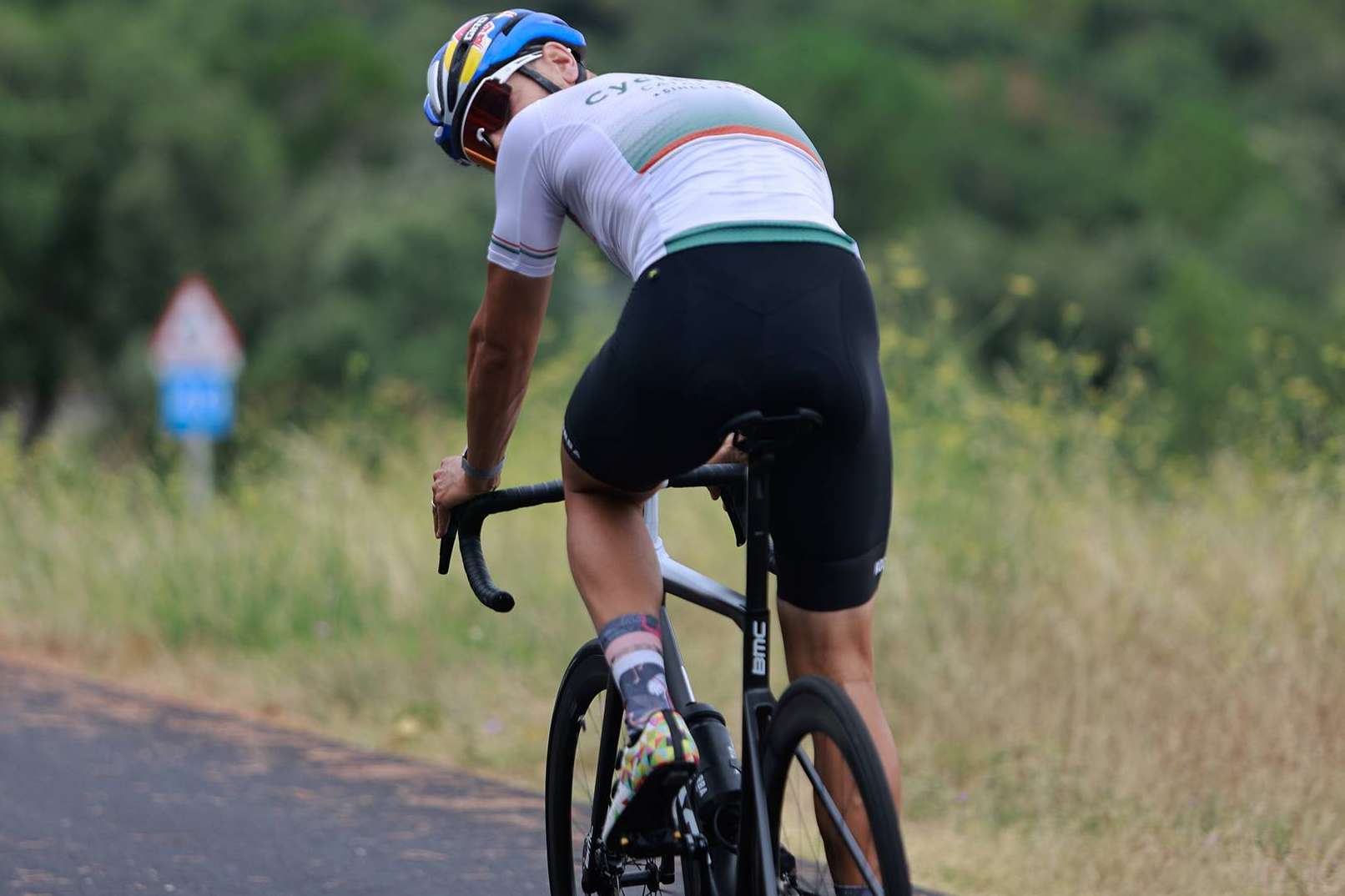 La empresa española John Luck destaca por su calzado de ciclismo artesanal y adaptado al ciclista