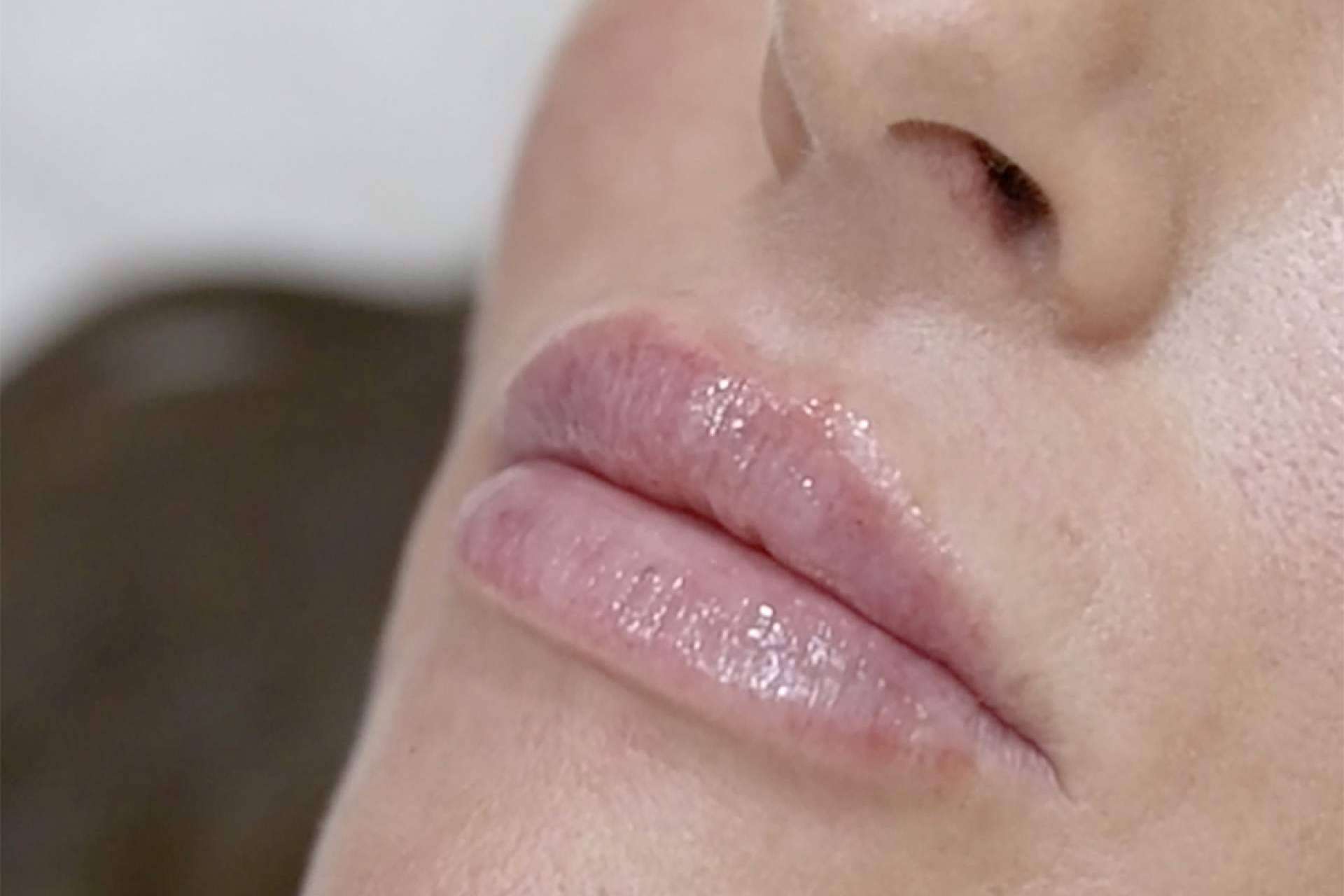 Holaglow presenta Glow Lips, la técnica que redefine el concepto de 'ponerse boca'